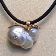 Large Pearl and Vine Pendant-SIDE-2