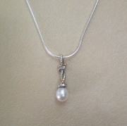 Large Pearl Drop Vine Pendant